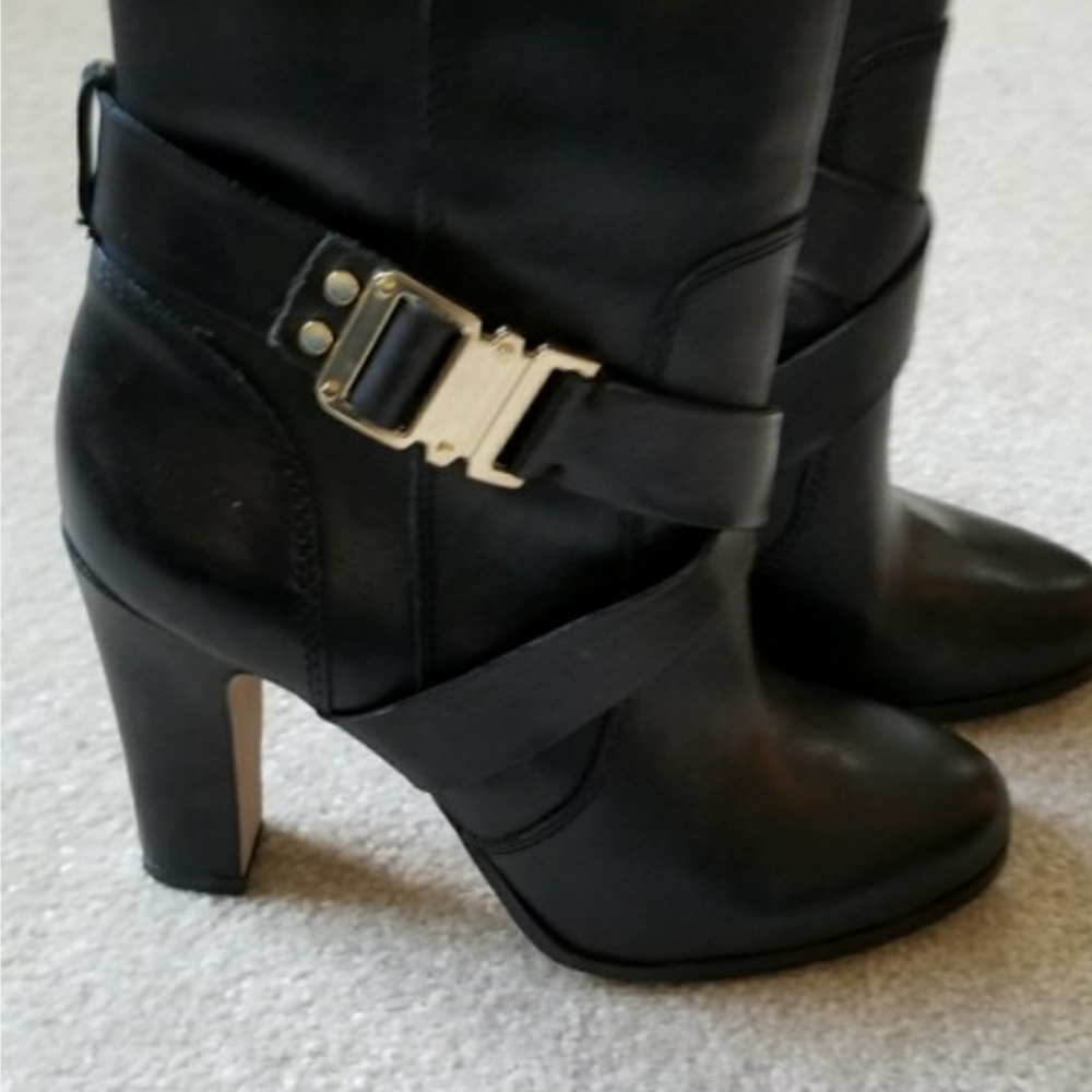 VINCE CAMUTO - Picture 9 of 9